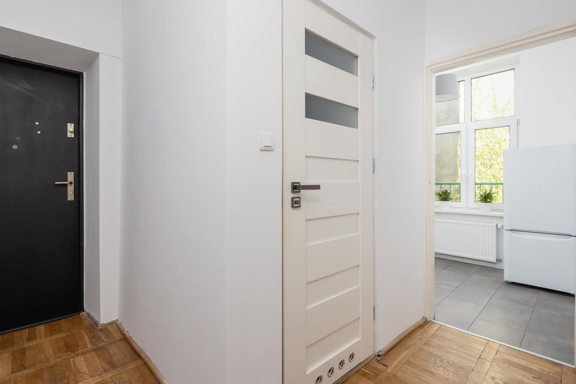 1-Bedroom Apartment With Balcony - Dluga 65 Cracovia Exterior foto