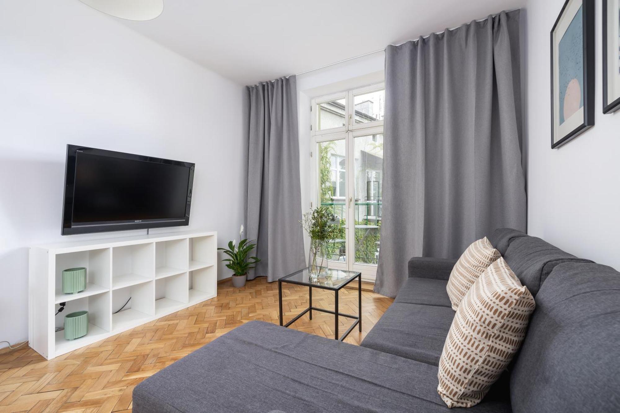1-Bedroom Apartment With Balcony - Dluga 65 Cracovia Exterior foto